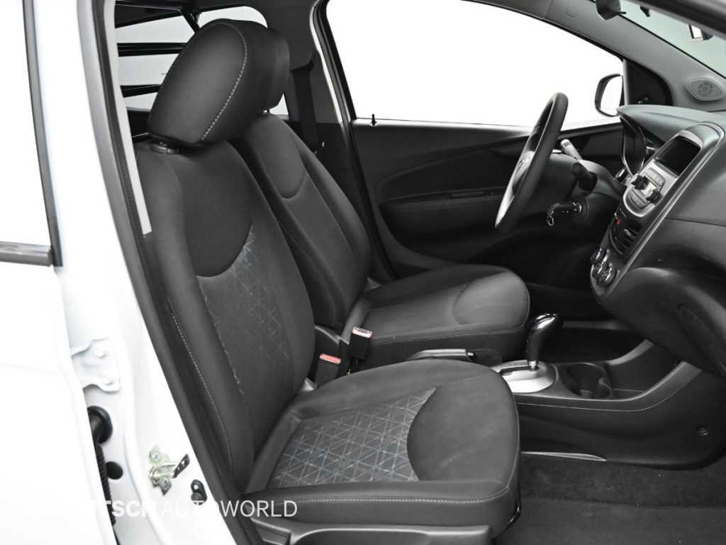 Chevrolet Spark - Vista 10