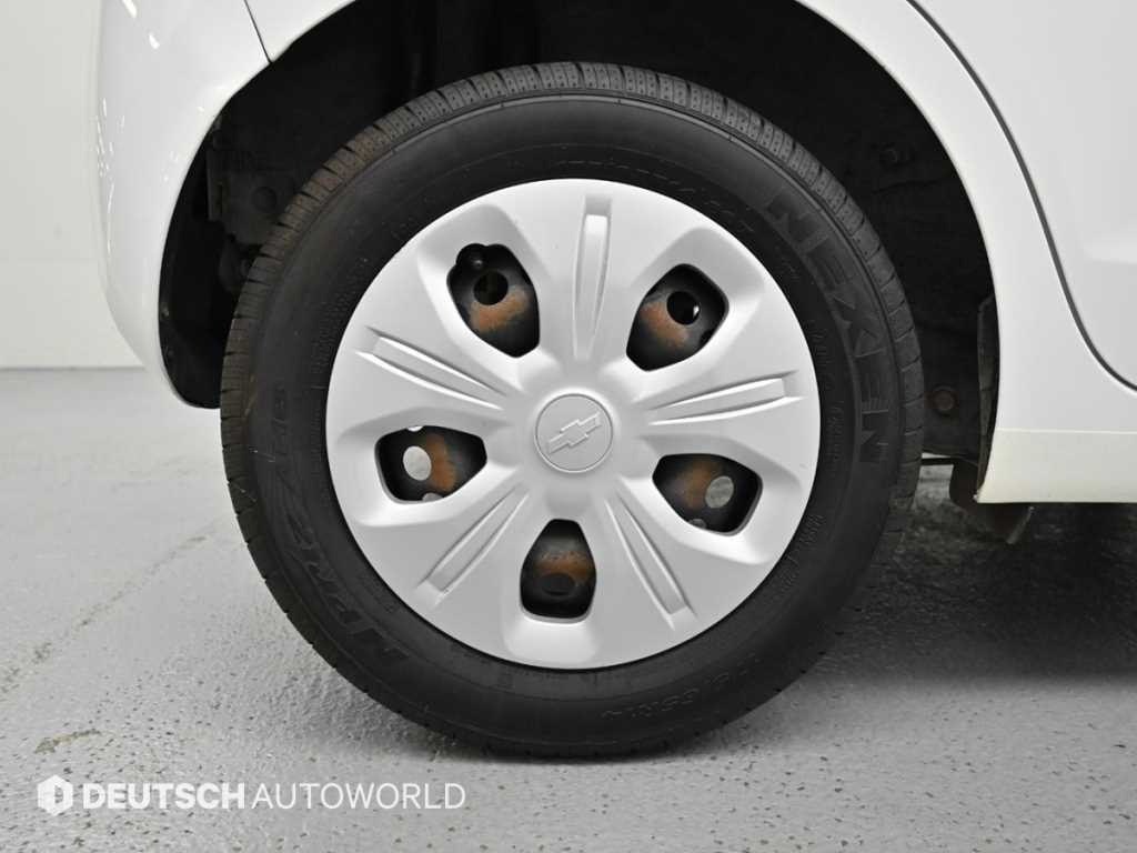 Chevrolet Spark - Vista 5