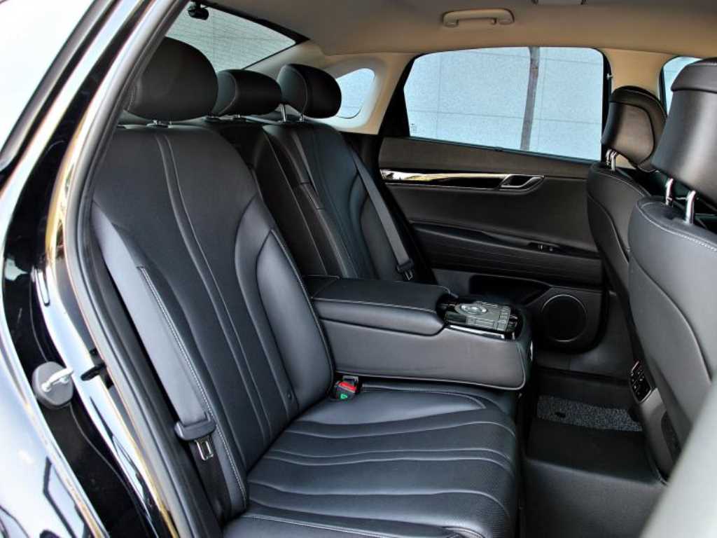 Genesis G80 2021 Negro - Importación desde Corea - HF Imports Iquique - Foto 13