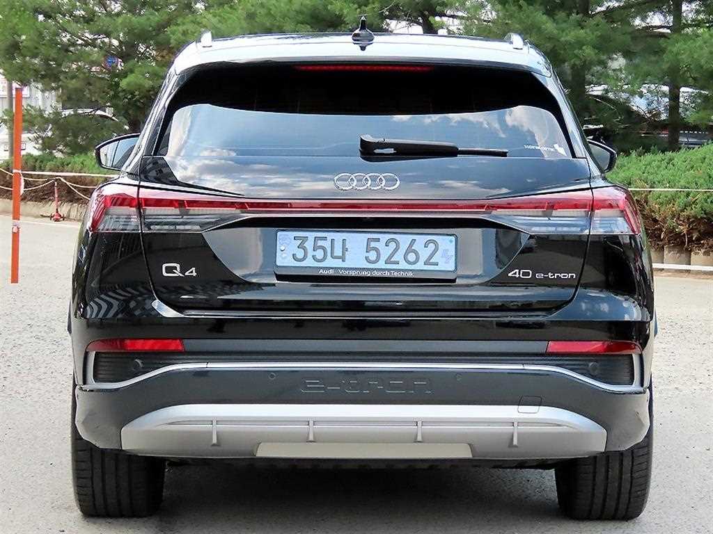 Audi Q4 - Vista 4