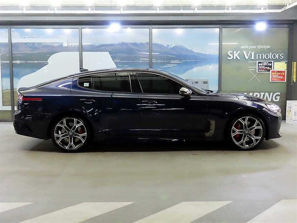 KIA Stinger - Vista 3