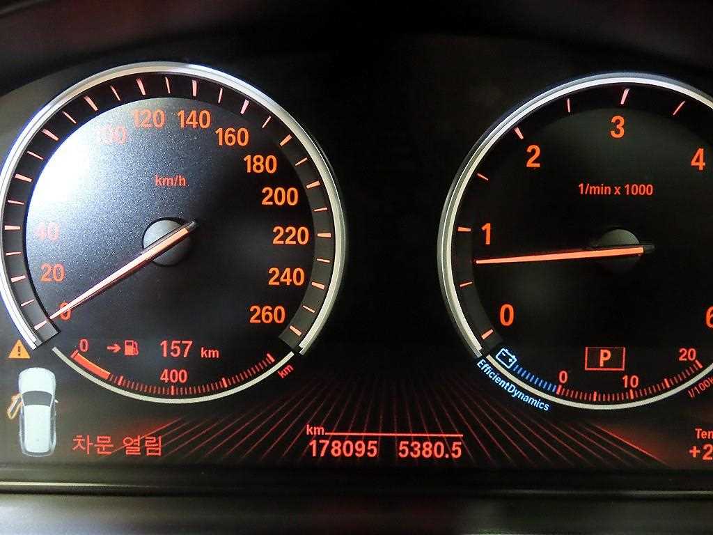 BMW X5 - Vista 9