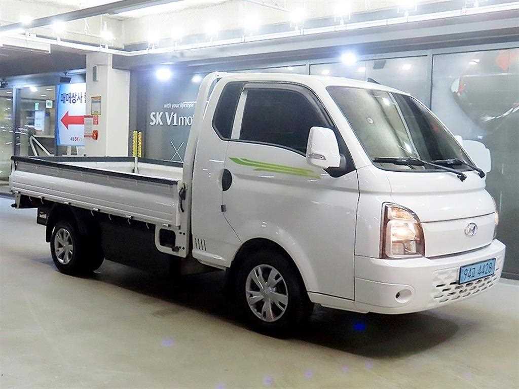 Small Truck Cargo (small) 2022 Blanco - Importación desde Corea - HF Imports Iquique - Foto 1