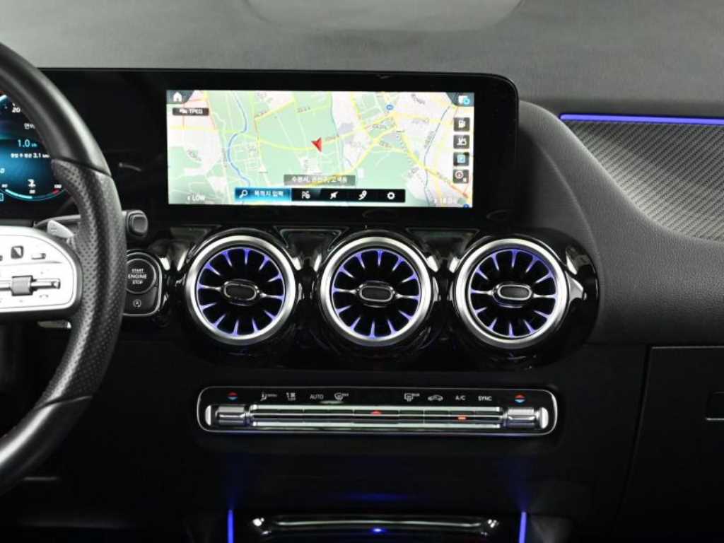 Mercedes Benz GLA Class 2021 Blanco - Importación desde Corea - HF Imports Iquique - Foto 14