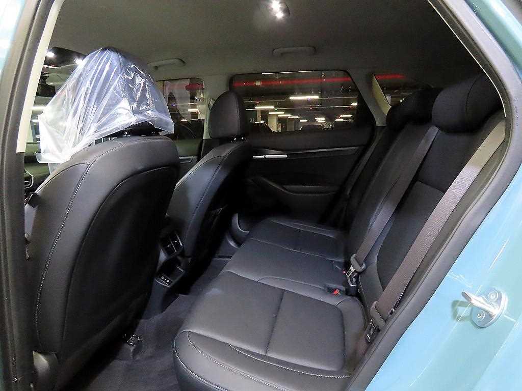KIA Seltos - Vista 7