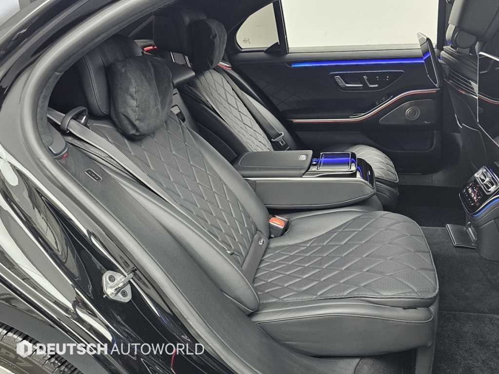 Mercedes Benz S Class - Vista 12