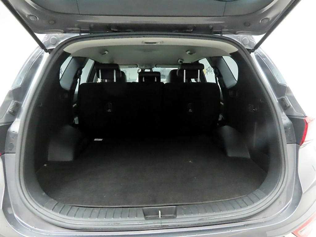 HYUNDAI Santa Fe - Vista 5