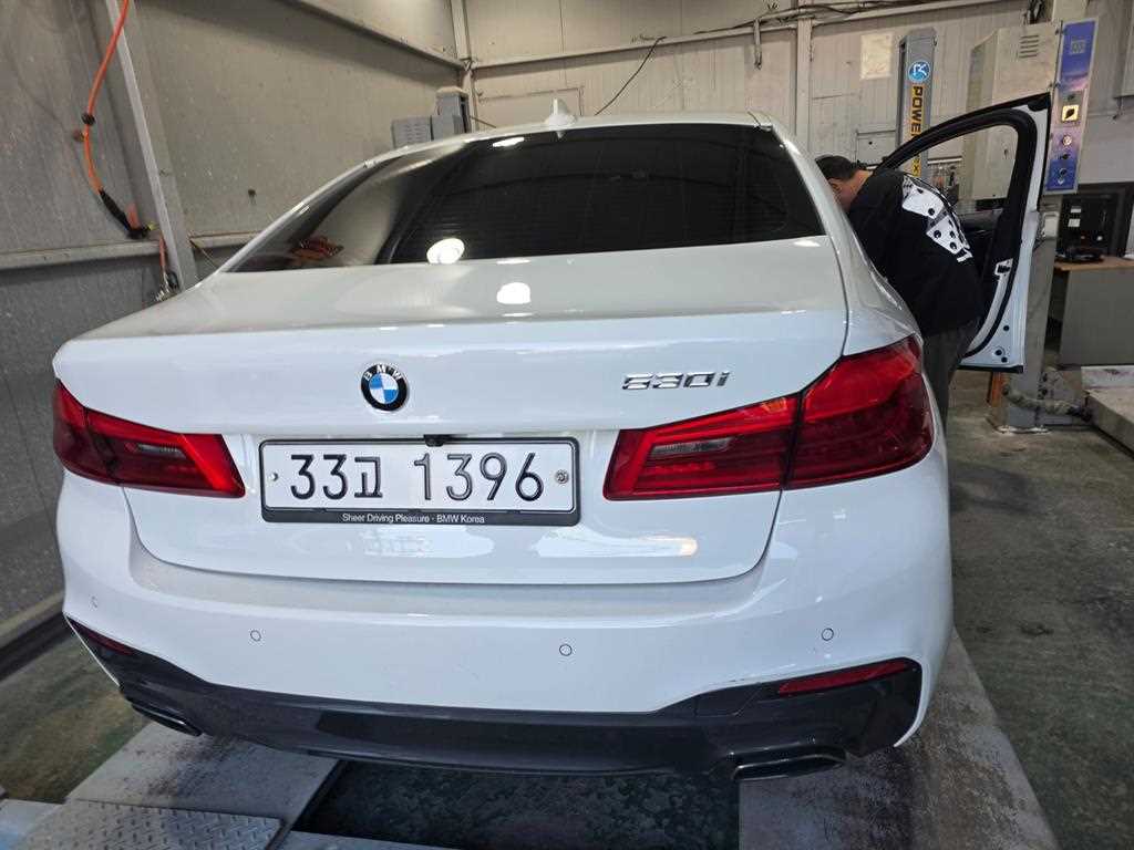 BMW 5 Series - Vista 2
