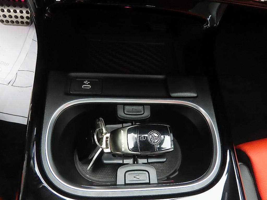 Mercedes Benz A Class 2025 the color of pearl - Importación desde Corea - HF Imports Iquique - Foto 13
