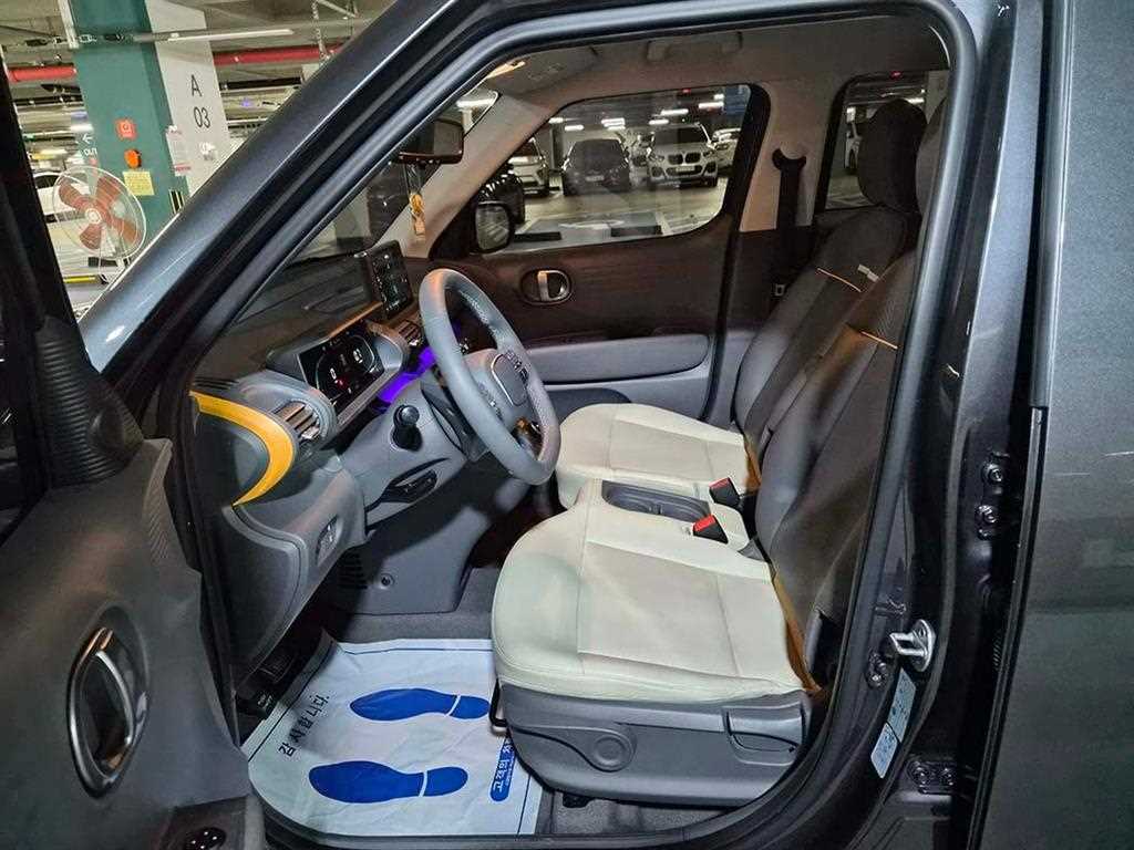 HYUNDAI Casper - Vista 6