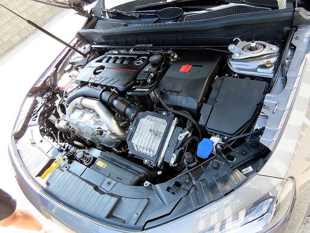 Mercedes Benz GLB Class 2025 Gris - Importación desde Corea - HF Imports Iquique - Foto 19