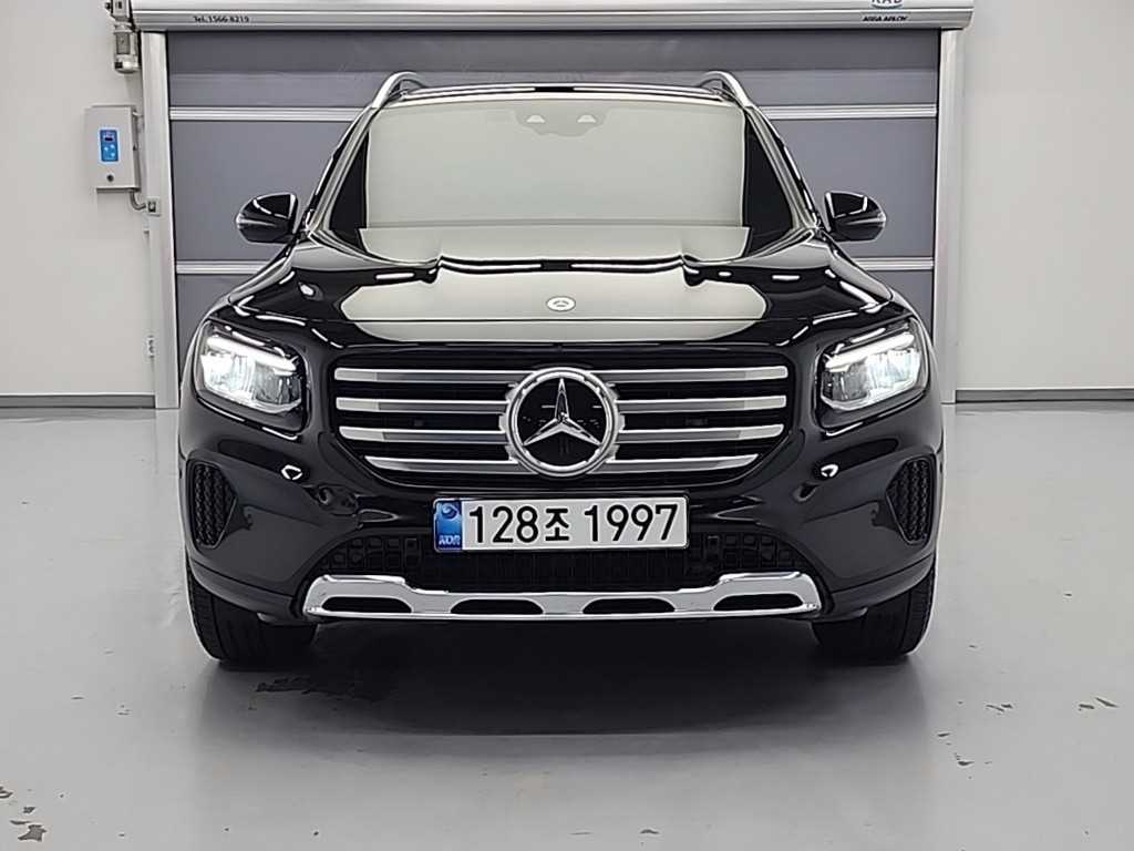 Mercedes Benz GLB Class - Vista 2