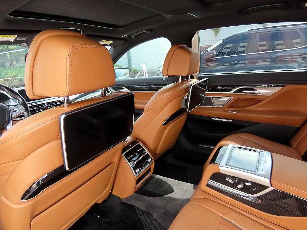 BMW 7 Series 2018 Gris - Importación desde Corea - HF Imports Iquique - Foto 16