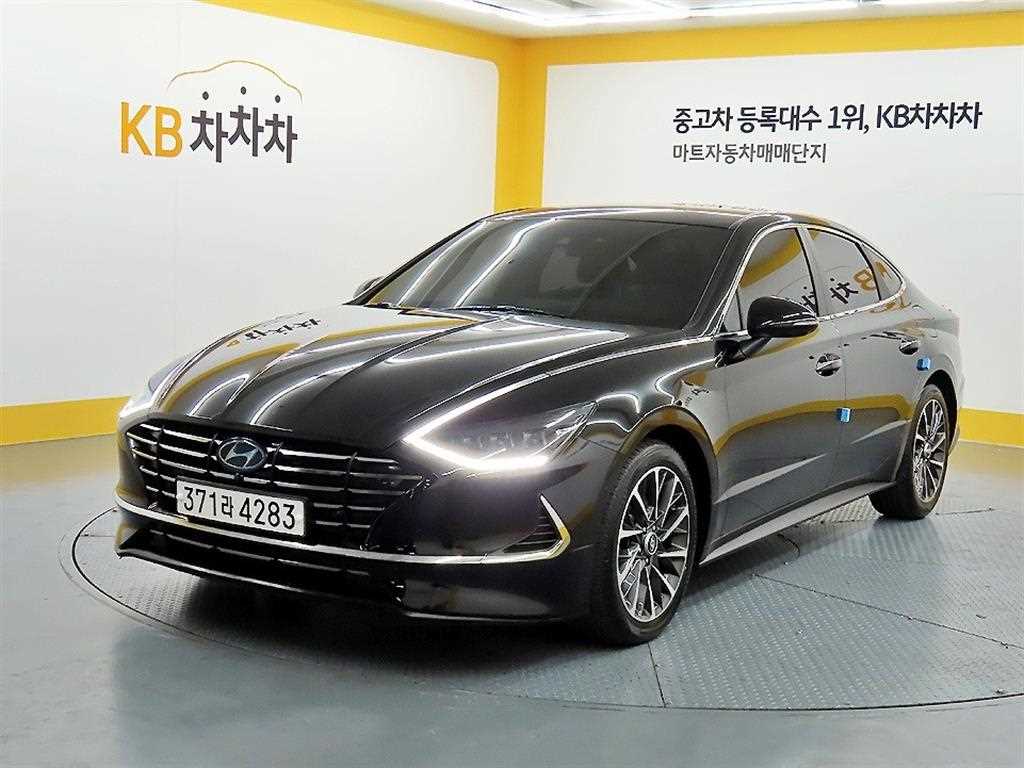 HYUNDAI Sonata - Vista 2