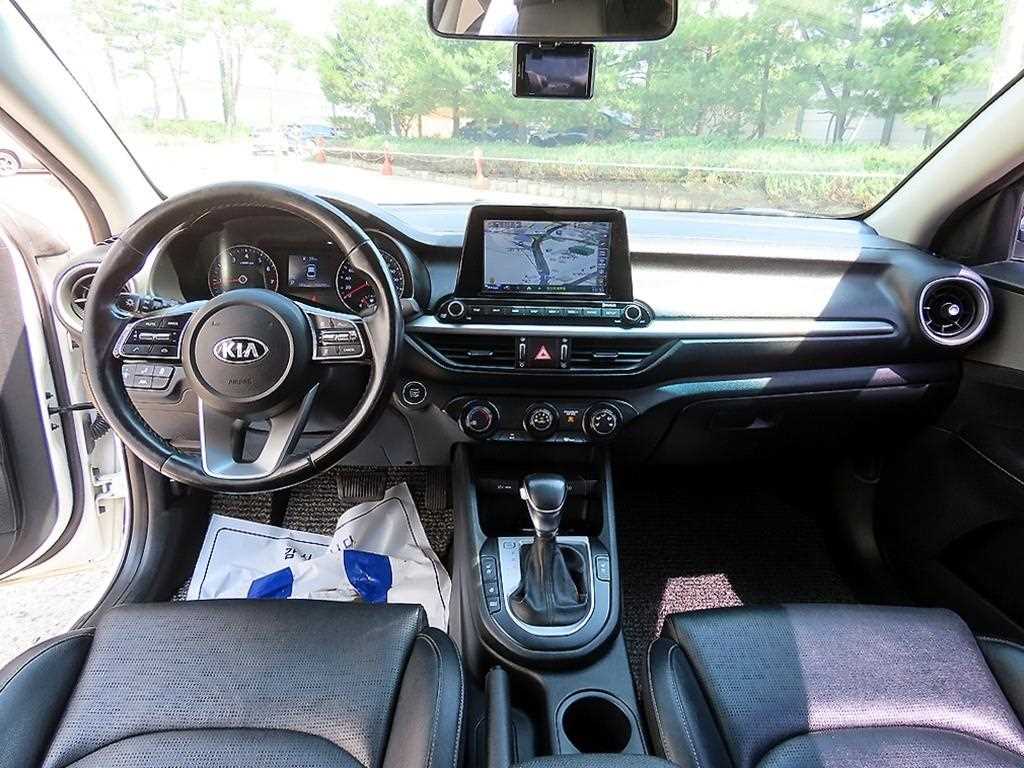 KIA K3 - Vista 7