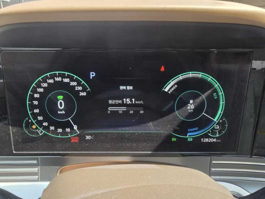 HYUNDAI Grandeur - Vista 12