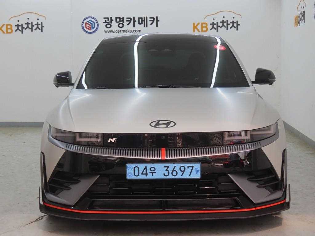 HYUNDAI Ioniq 5 2024 Plateado - Importación desde Corea - HF Imports Iquique - Foto 1
