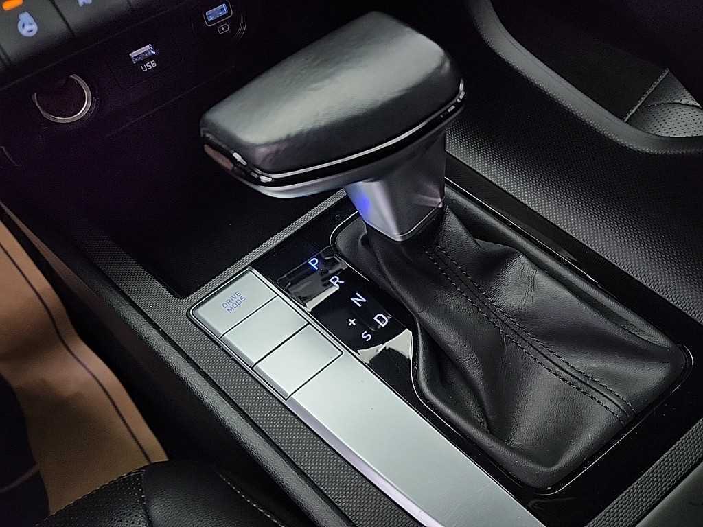 HYUNDAI Avante - Vista 7