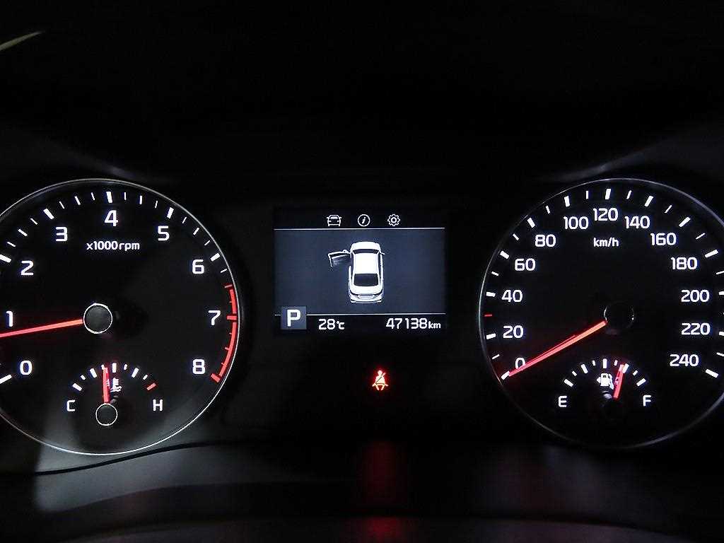 KIA K3 - Vista 8