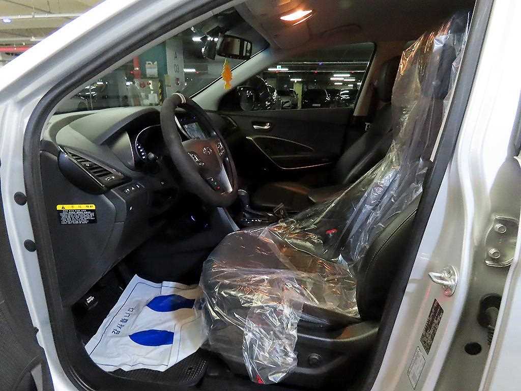 HYUNDAI Santa Fe - Vista 6