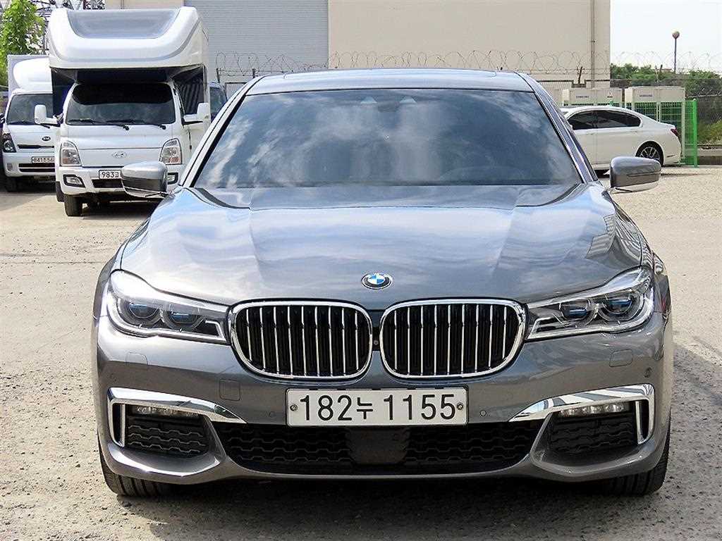 BMW 7 Series 2018 Gris - Importación desde Corea - HF Imports Iquique - Foto 1
