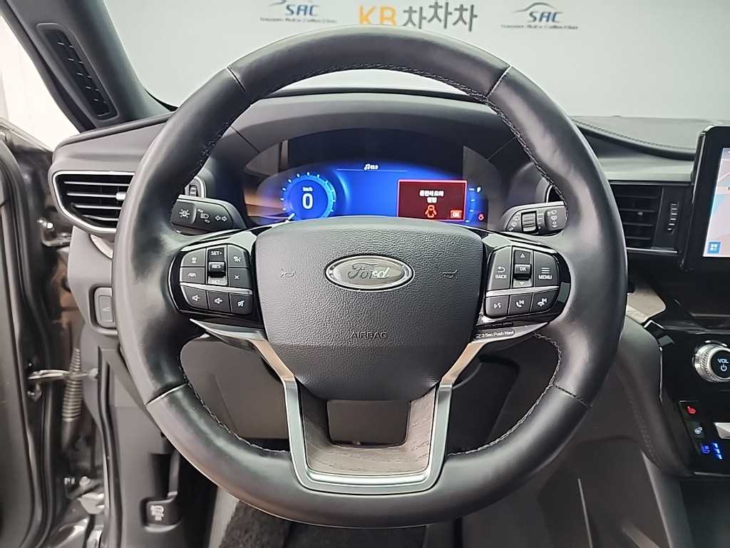 Ford Explorer - Vista 9