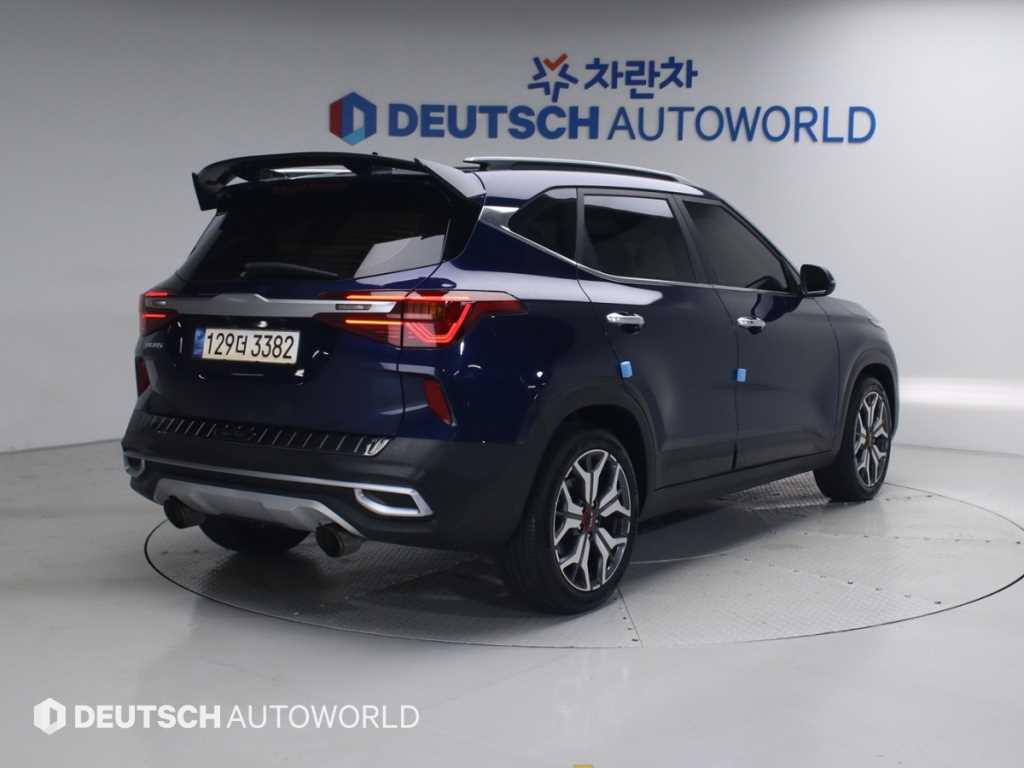 KIA Seltos - Vista 2