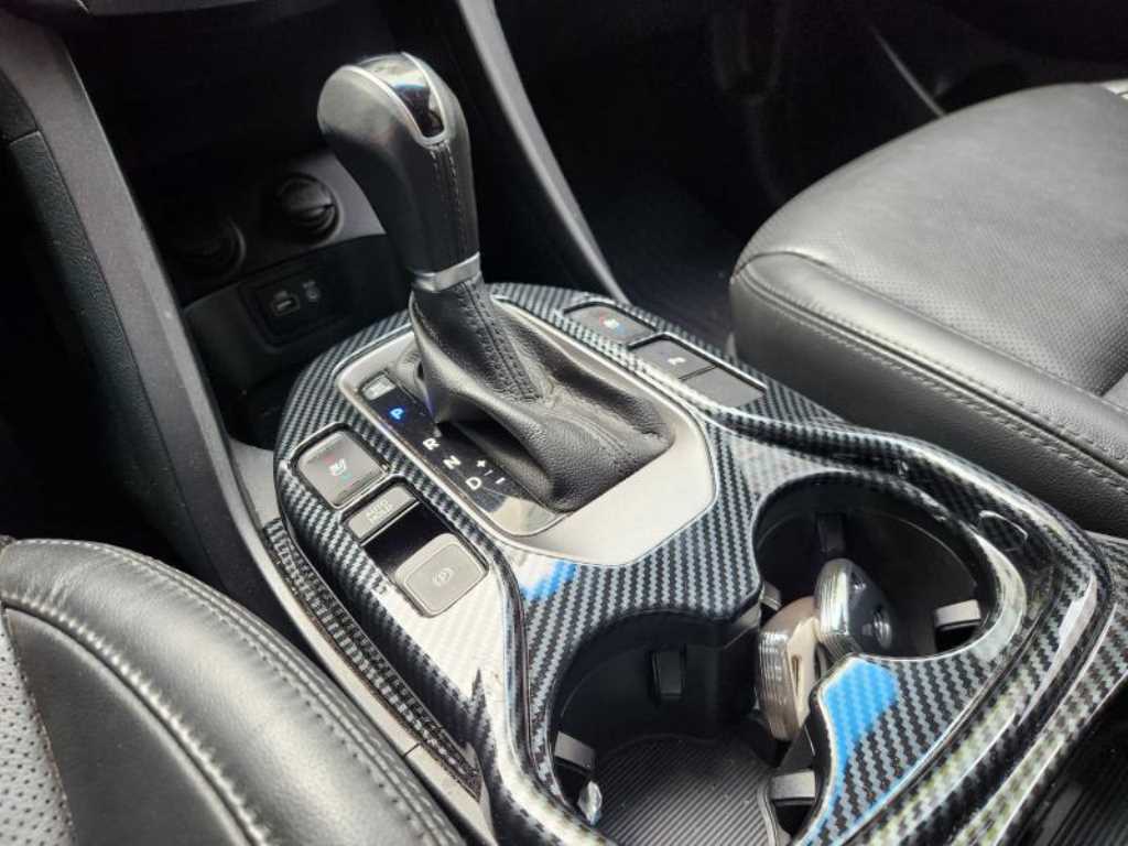 HYUNDAI Maxcruz - Vista 5