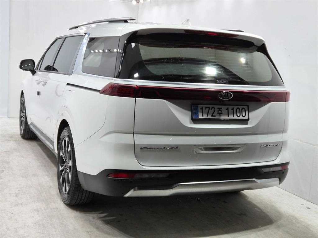 KIA Carnival - Vista 4