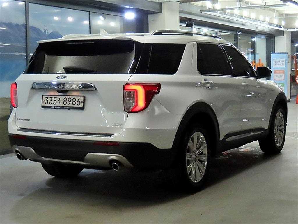 Ford Explorer - Vista 4