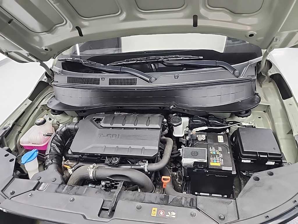 HYUNDAI Casper - Vista 5