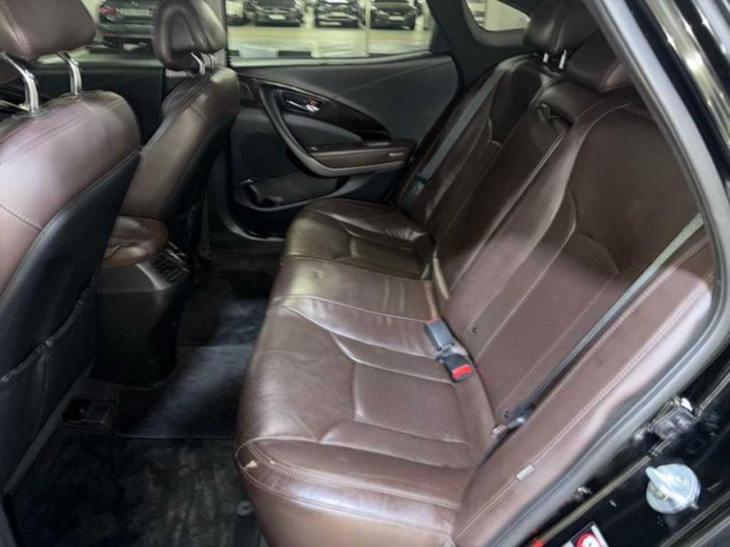 HYUNDAI Grandeur - Vista 7