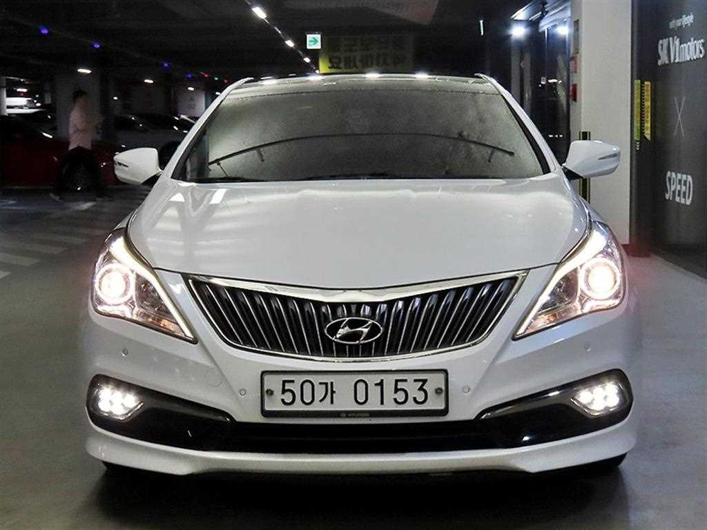 HYUNDAI Grandeur - Vista 2