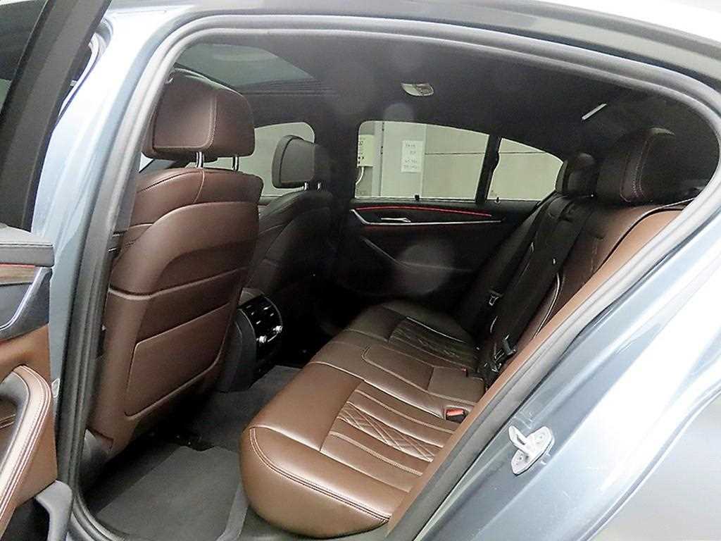 BMW 5 Series - Vista 6