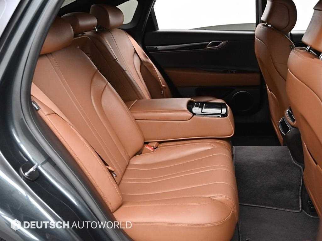Genesis G80 - Vista 12