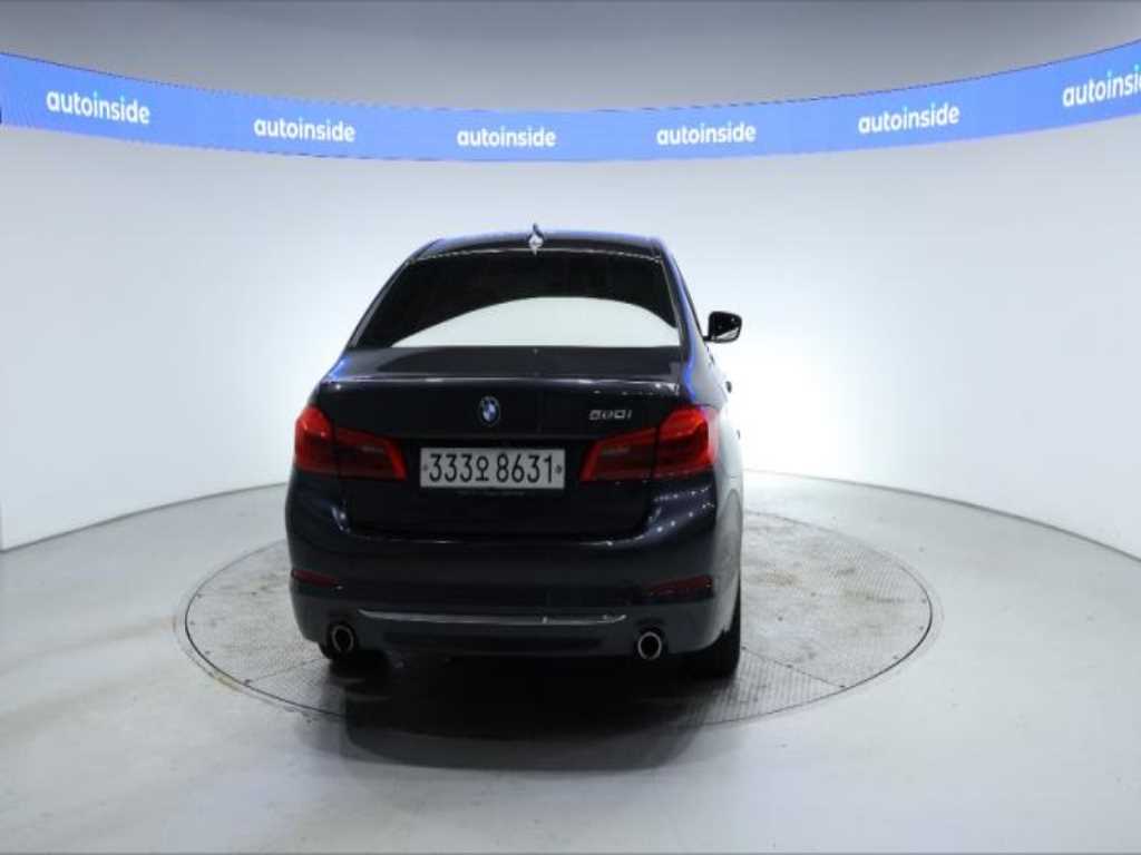 BMW 5 Series - Vista 5