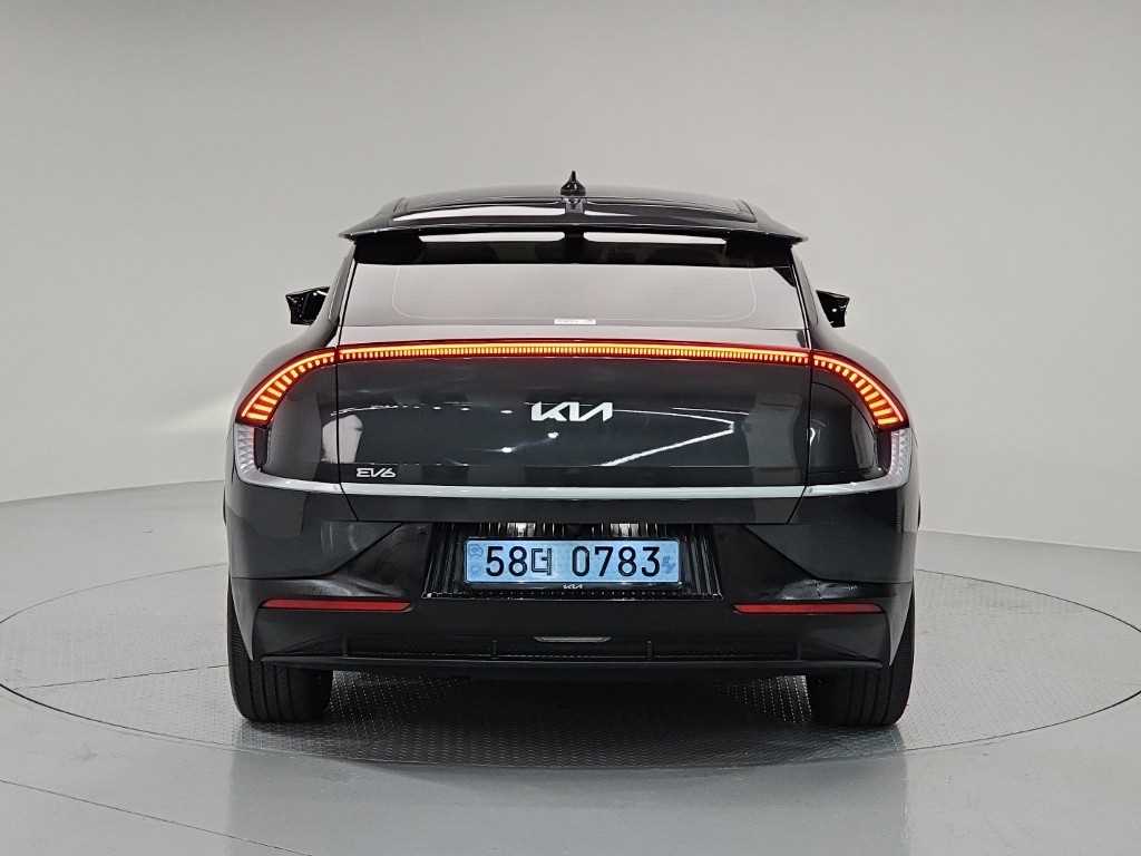 KIA EV6 - Vista 3