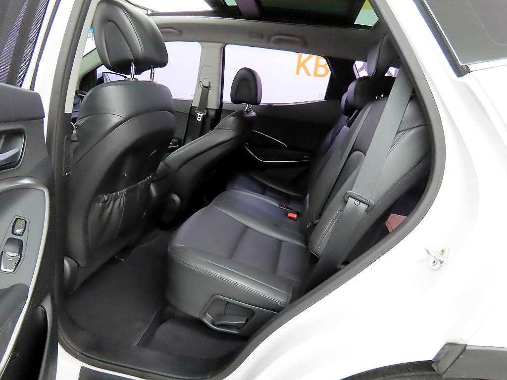 HYUNDAI Santa Fe - Vista 6