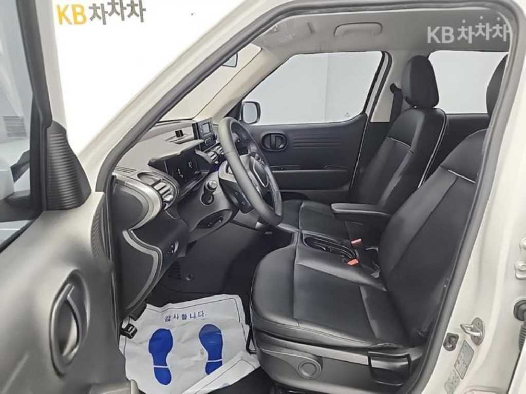 HYUNDAI Casper - Vista 7