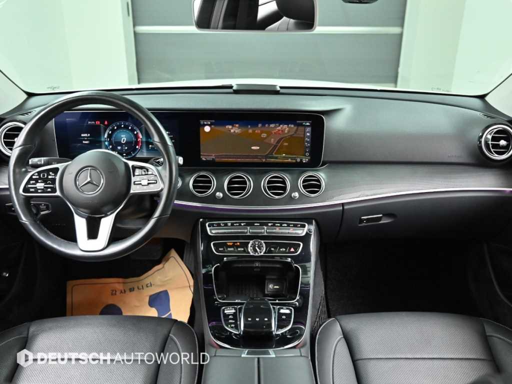 Mercedes Benz E class - Vista 7