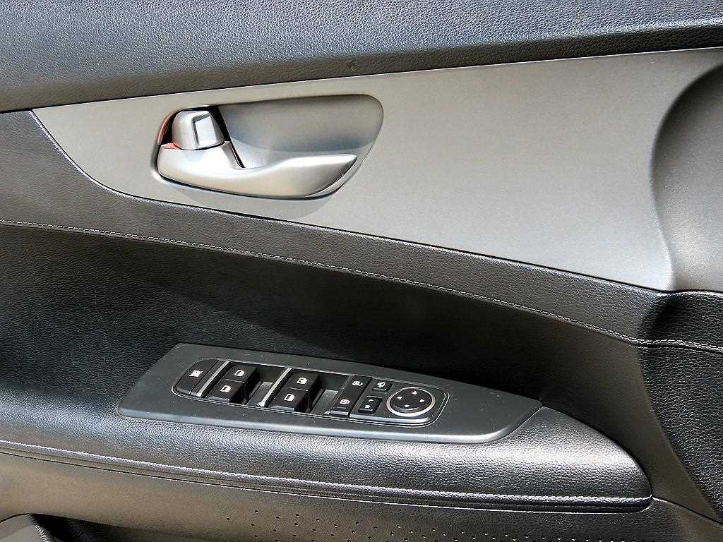 KIA K3 - Vista 11