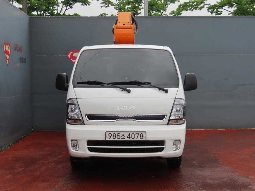 Small Truck Complaint (complaint vehicle) - Vista 2