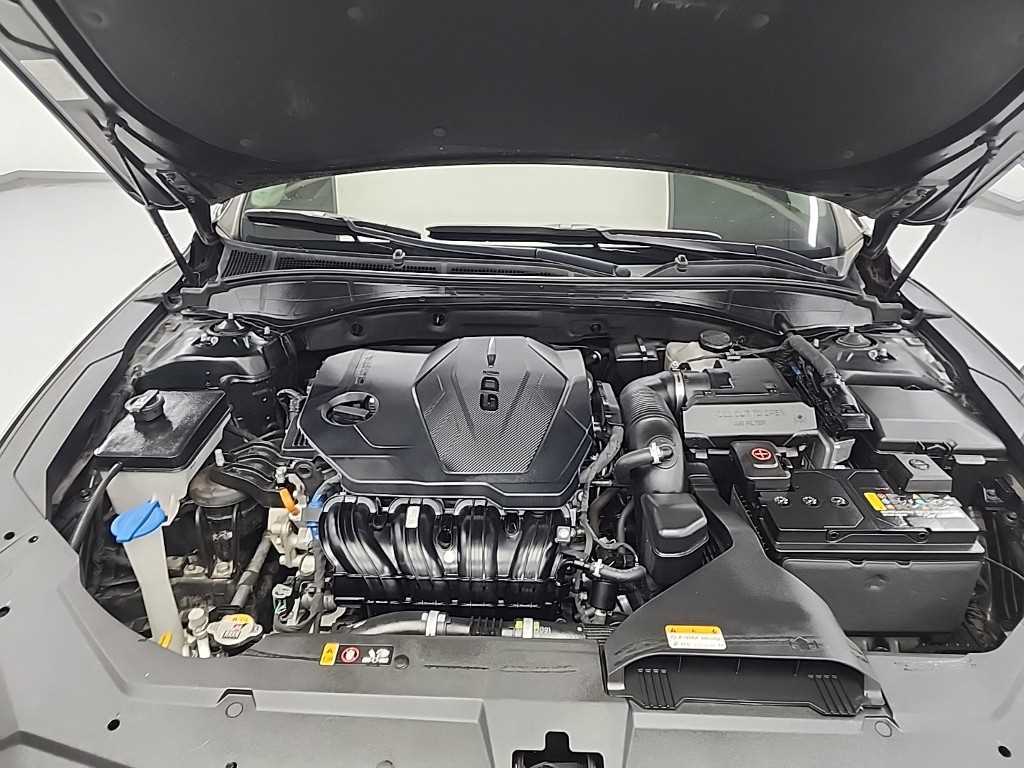 HYUNDAI Grandeur - Vista 5