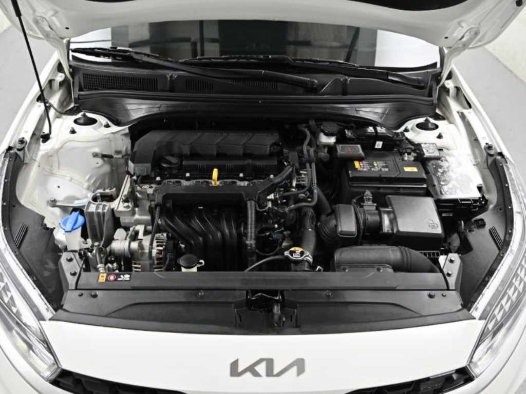 KIA K3 - Vista 6