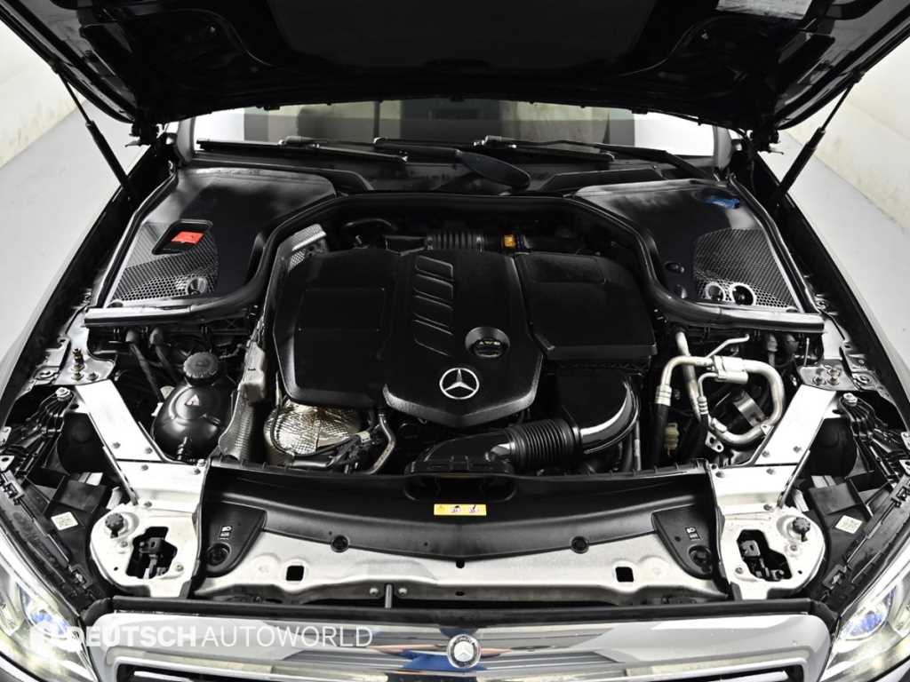 Mercedes Benz E class - Vista 6