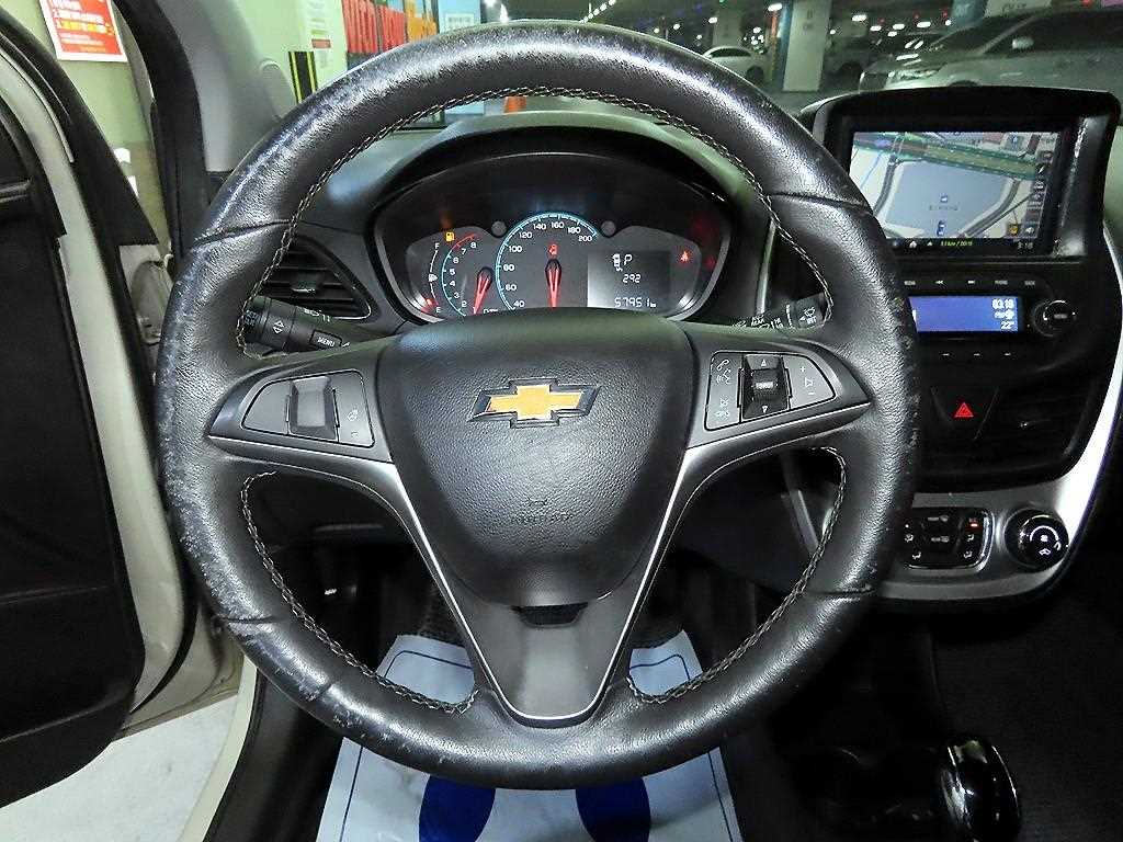 Chevrolet Spark - Vista 8