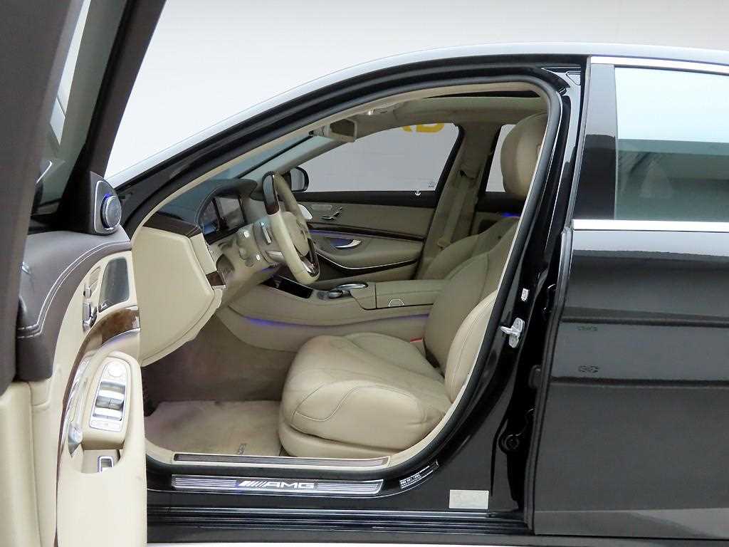 Mercedes Benz S Class - Vista 12