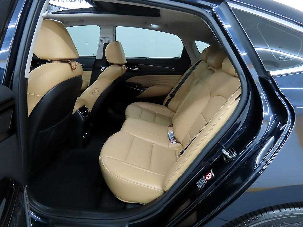 KIA K7 - Vista 6