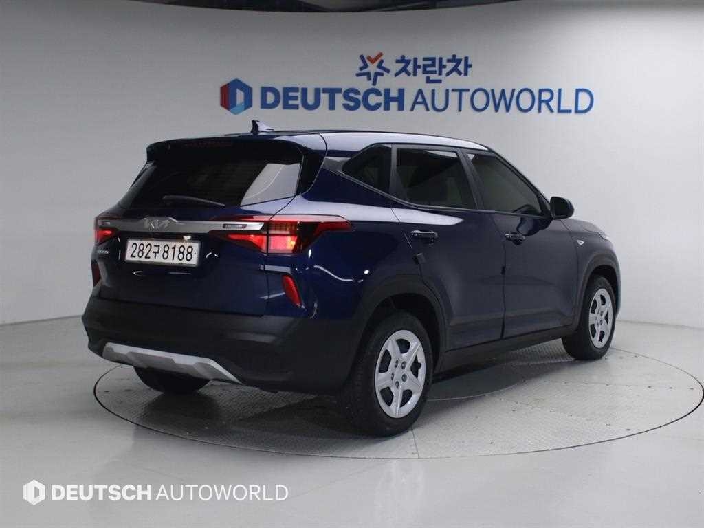 KIA Seltos - Vista 3