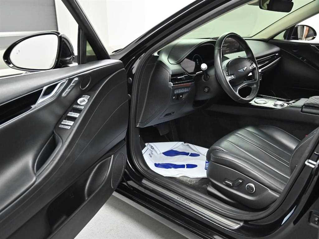 Genesis G80 - Vista 11